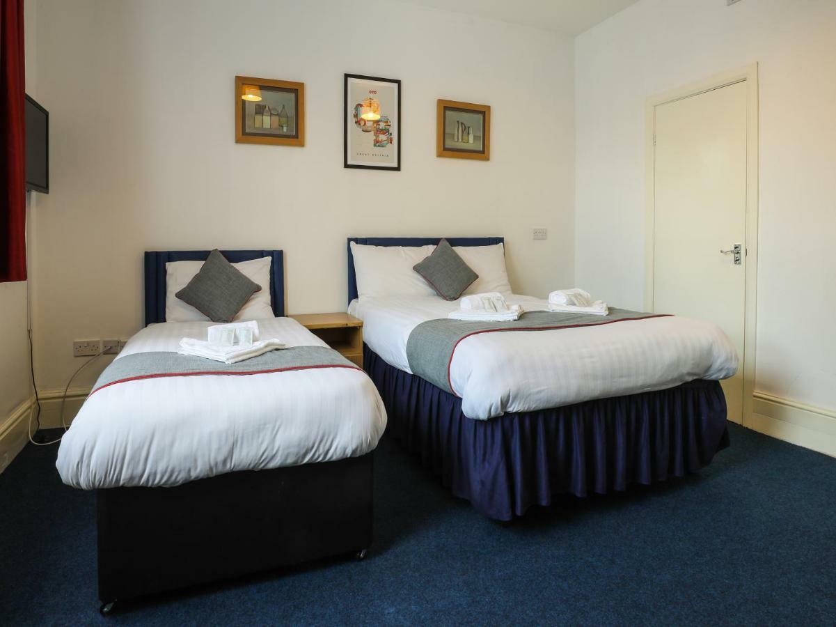 Oyo Hala Guest House แมนเชสเตอร์ ภายนอก รูปภาพ