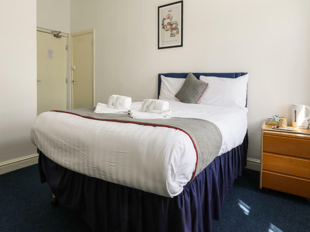 Oyo Hala Guest House แมนเชสเตอร์ ภายนอก รูปภาพ