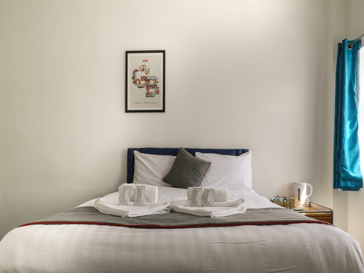 Oyo Hala Guest House แมนเชสเตอร์ ภายนอก รูปภาพ